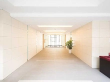 【大阪府/吹田市南金田】プラウド江坂サウスマーク エントランス