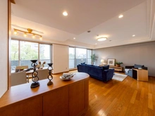 【兵庫県/神戸市東灘区御影郡家】アステシオ御影 リビング・ダイニング