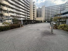 【兵庫県/西宮市前浜町】ブランズシティ西宮香櫨園 駐輪場