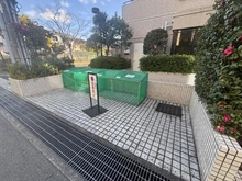 【兵庫県/西宮市千歳町】パーク・ハイム夙川千歳町 ごみ置場