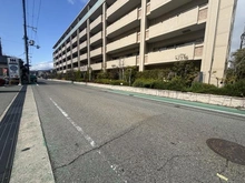 【兵庫県/西宮市瓦林町】パークホームズ西宮北口 前面道路