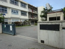 【兵庫県/西宮市堀切町】プラウド香櫨園 西宮市立香櫨園小学校（現地より約380m）