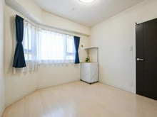 【大阪府/高槻市別所中の町】ライオンズマンション高槻別所 洋室：約5.0帖