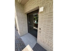 【兵庫県/西宮市松園町】プラウド夙川松園町 駐輪場入口