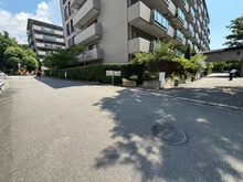 【兵庫県/西宮市樋之池町】苦楽園ヒルズ 1号棟 前面道路