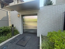 【兵庫県/芦屋市西蔵町】プラウド芦屋西蔵町 駐輪場入口