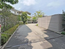 【兵庫県/西宮市田代町】ローレルコート西宮北口レジデンス 駐車場