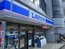 【兵庫県/西宮市名次町】プラウド夙川名次町  ローソン　苦楽園口駅前店（現地より約615m）
