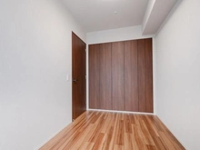 【兵庫県/西宮市田代町】プラウド西宮北口 洋室