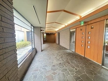 【兵庫県/西宮市甲子園二番町】グランステイツ甲子園二番町 エントランス