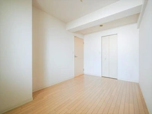 【大阪府/大阪市東淀川区豊新】プロパレス上新庄IIグラヴィス 洋室