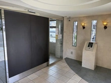 【大阪府/大阪市東淀川区豊新】プロパレス上新庄IIグラヴィス エントランス