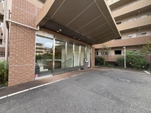 【兵庫県/西宮市松並町】ジェイグラン甲子園口松並町 サブエントランス