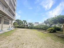 【兵庫県/神戸市東灘区深江浜町】東部マンション C棟 敷地内