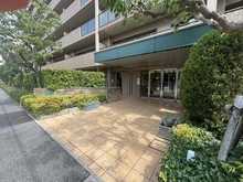 【兵庫県/西宮市櫨塚町】東急ドエル・アルス西宮ガーデンコート エントランス
