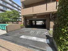 【兵庫県/西宮市櫨塚町】東急ドエル・アルス西宮ガーデンコート 駐車場