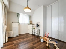 【兵庫県/西宮市堀切町】プラウド香櫨園 洋室