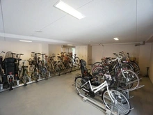 【兵庫県/西宮市堀切町】プラウド香櫨園 駐輪場