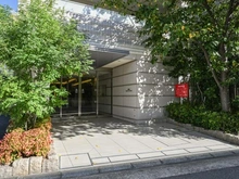 【兵庫県/西宮市堀切町】プラウド香櫨園 エントランス