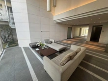 【兵庫県/西宮市神園町】夙川苦楽園口レジデンス エントランスホール