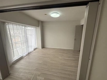 【兵庫県/宝塚市光明町】宝塚パークハイツ 洋室