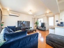 【神奈川県/横浜市青葉区奈良町】ランドシティ玉川学園ロイヤルテラス LDK：約18.8帖