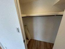 【神奈川県/横浜市中区山下町】リブゼ横浜山下公園 洋室