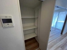 【神奈川県/横浜市中区山下町】リブゼ横浜山下公園 リビング・ダイニング