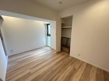 【神奈川県/横浜市中区山下町】リブゼ横浜山下公園 洋室