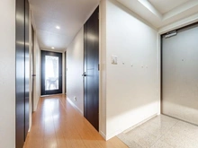 【神奈川県/横浜市青葉区美しが丘】ドレッセ美しの森フロラージュ イーストヒル 廊下