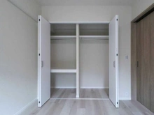 【神奈川県/川崎市麻生区上麻生】新百合ヶ丘パークハウス2番街 洋室：約6.0帖