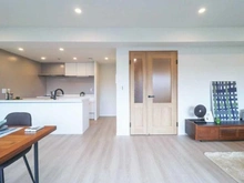 【神奈川県/川崎市麻生区上麻生】新百合ヶ丘パークハウス LDK：約23.5帖　
※家具調度品等は販売価格に含まれません。