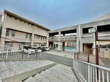 【神奈川県/横浜市緑区中山】プラウド横濱中山  中山中学校（現地より約1,700m）