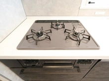 【神奈川県/横浜市青葉区藤が丘】藤が丘ハウス キッチン：三口コンロ