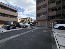 【神奈川県/横浜市青葉区榎が丘】ナイスステージ青葉台ブライティア 駐車場