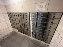 【神奈川県/横浜市鶴見区大東町】ルイシャトレ鶴見 ウエストコート メールBOX