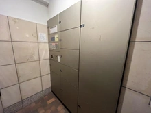 【神奈川県/横浜市鶴見区大東町】ルイシャトレ鶴見 ウエストコート 宅配BOX