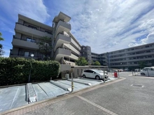 【神奈川県/横浜市緑区長津田】ライム長津田5番館 駐車場
