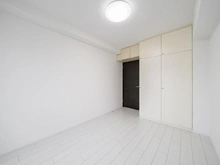 【神奈川県/横浜市青葉区奈良町】モアクレスト玉川学園 弐番館 洋室：約6.1帖
