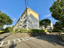 【神奈川県/横浜市青葉区青葉台】田園青葉台住宅団地 14号棟 外観