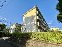 【神奈川県/横浜市青葉区青葉台】田園青葉台住宅団地 14号棟 外観