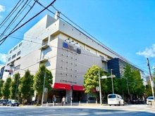 【神奈川県/横浜市青葉区青葉台】田園青葉台住宅団地 14号棟 青葉台東急スクエア（現地より約320m）
