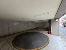 【神奈川県/横浜市中区本牧町】ライオンズグローベル本牧 駐車場