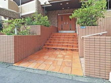【神奈川県/川崎市多摩区堰】ドメス久地 エントランス