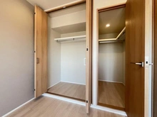 【神奈川県/横浜市鶴見区大東町】ルイシャトレ鶴見 ウエストコート 洋室収納