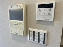 【神奈川県/横浜市鶴見区大東町】ルイシャトレ鶴見 ウエストコート モニター付きインターホン
