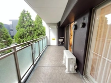 【神奈川県/川崎市高津区北見方】パークスクエア二子多摩川 バルコニー