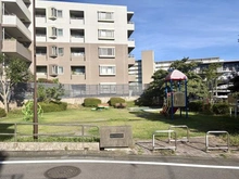 【神奈川県/横浜市青葉区奈良町】ライオンズヴィラッジオ玉川学園フォレストレジデンス 奈良町大田平第三公園（現地より約10m）