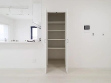 【神奈川県/相模原市南区上鶴間本町】プレステージ相模大野 収納