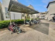 【神奈川県/横浜市青葉区榎が丘】グランビスタ青葉台 駐輪場